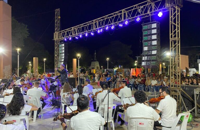 Ofrece la Orquesta Filarmónica de Acapulco Concierto Especial en Tecpan de Galeana