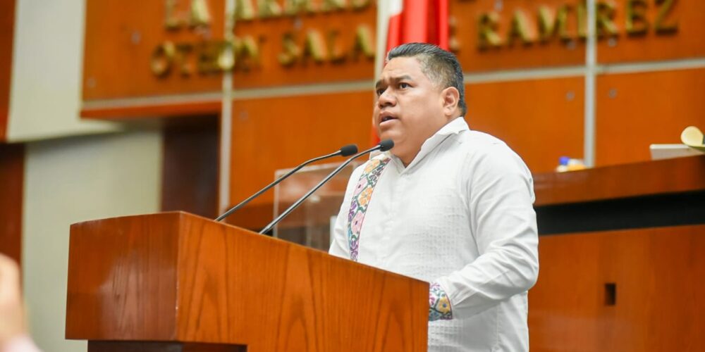 Proponen reforma para que pueblos indígenas ejerzan autonomía al cambiar a integrantes de sus gobiernos municipales