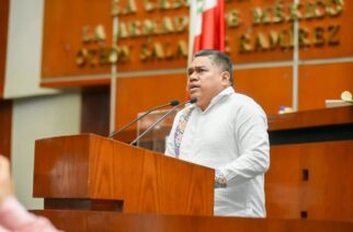Proponen reforma para que pueblos indígenas ejerzan autonomía al cambiar a integrantes de sus gobiernos municipales