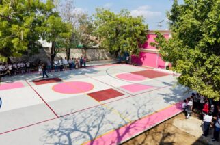 Entrega IGIFE cancha de usos múltiples en primaria de Coyuca de Benítez