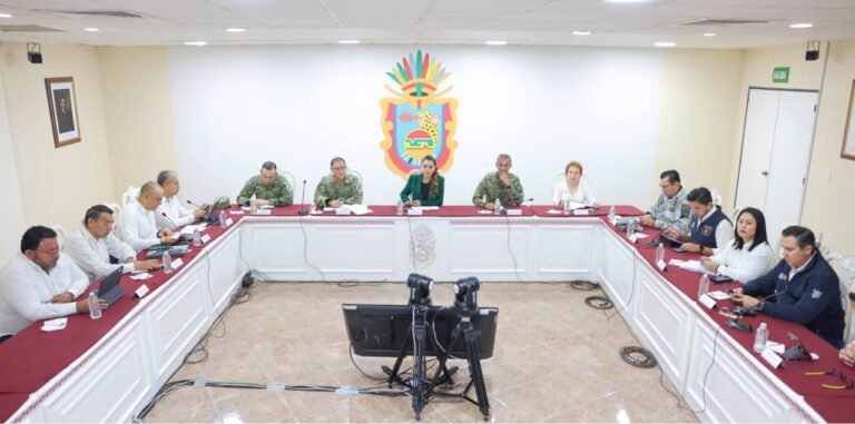 La gobernadora Evelyn Salgado Pineda encabezó la sesión de la Mesa de Coordinación para la Construcción de la Paz