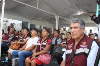 Dan banderazo de salida en Taxco a adultos mayores solicitantes de visa americana a través del programa Lazos Migrantes