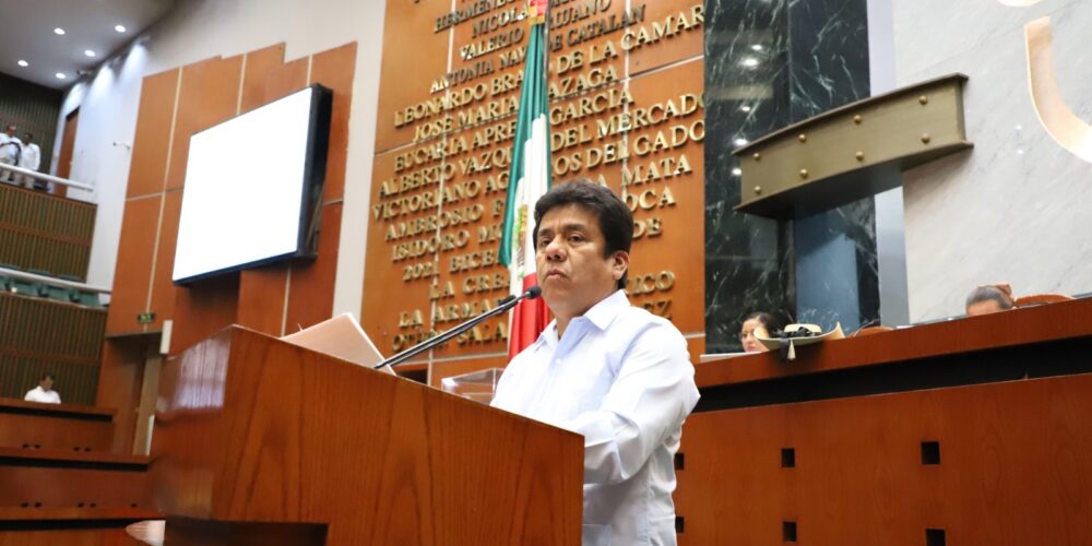 Plantea diputado que la SICT amplíe a cuatro carriles y dé mantenimiento al libramiento de Tlapa