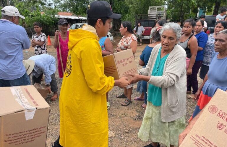 El Sistema DIF Guerrero continúa en territorio en la región Costa Chica