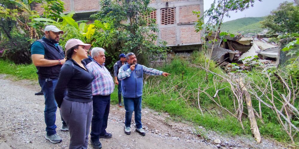Presidente municipal supervisa condiciones de barrancas en diversas zonas de Chilpancingo y reitera compromiso de gestión para obras viales
