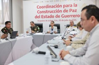Refuerzan Evelyn Salgado estrategia de seguridad y entrega de apoyos a familias afectadas por Erick en la Costa Chica