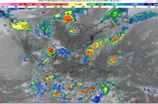 El paso de la Onda Tropical número 8 generará lluvias de moderadas a fuertes en Guerrero