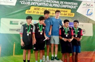Atleta guerrerense cierra con éxito su participación en el “Torneo Nacional de Frontenis”