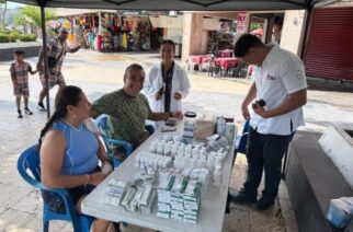 La SSG continúa brindando atención médica a turistas en diversos módulos en Acapulco