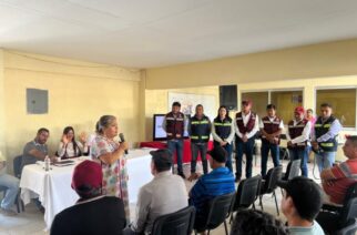 Capacita SDUOPOT a comités del Programa de Caminos Artesanales en la sierra de Tecpan de Galeana