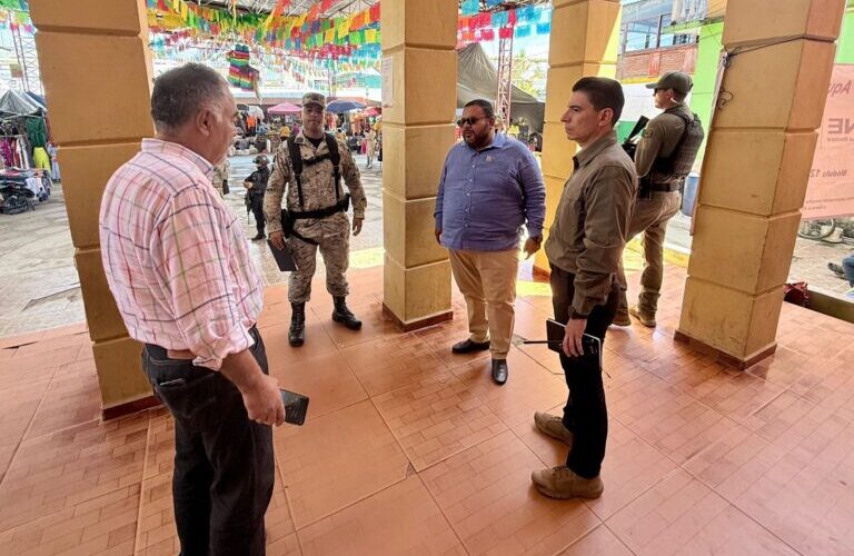 Autoridades estatales dan seguimiento a peticiones de pobladores de El Ocotito