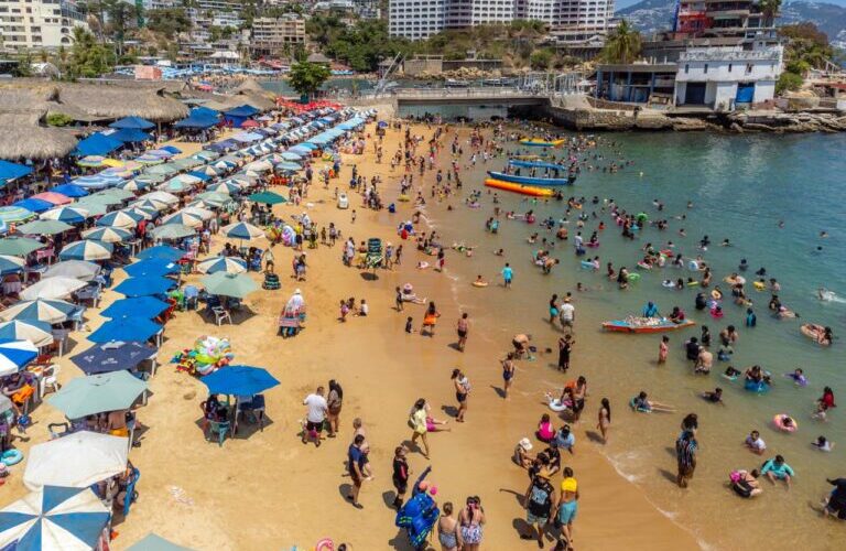 Guerrero se consolida como destino turístico nacional con sólida ocupación hotelera este sábado