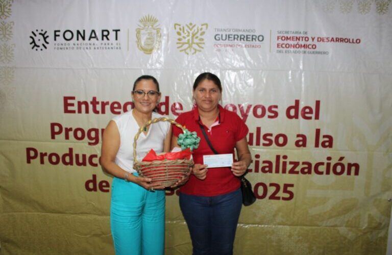 La SEFODECO entregó apoyos del Programa de Impulso a la Producción y Comercialización de Artesanías a seis municipios