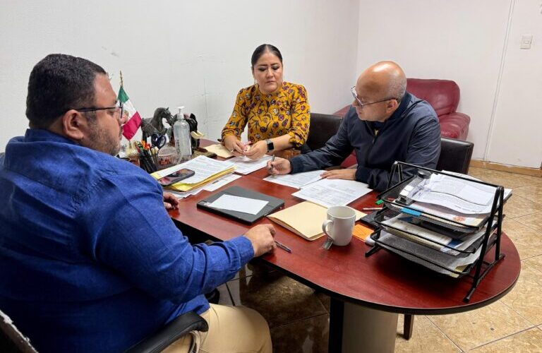 Reunión de trabajo con la directora general del ISSSPEG