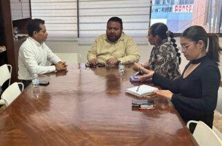 Francisco Rodríguez Cisneros, encabezó una reunión con el secretario del Trabajo y Previsión Social