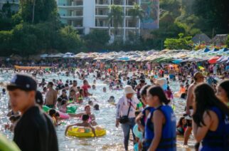 Guerrero brilla en Año Nuevo: Destinos casi al 100% y miles disfrutan la gran gala de pirotecnia en el Hogar del Sol