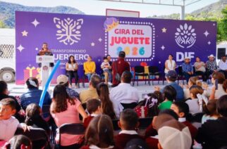 Llega la Gira del Juguete 2026 y entrega de programas sociales a la localidad de Chichila en el municipio de Taxco