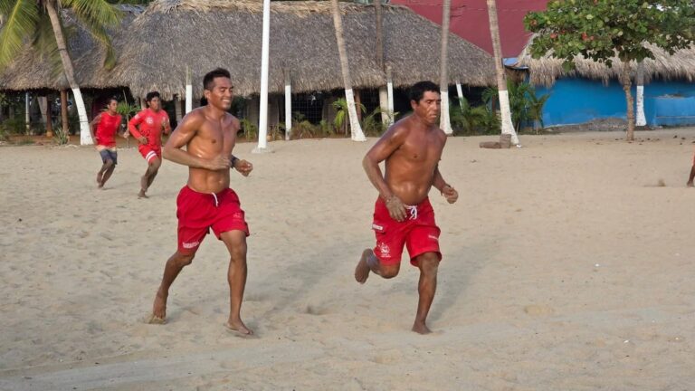 Promotora de Playas Acapulco reanudó sus entrenamientos tras el puente vacacional