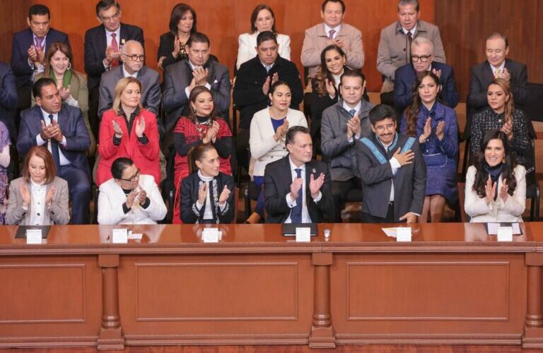 Evelyn Salgado conmemora con la presidenta Sheinbaum el 109º Aniversario de la Constitución