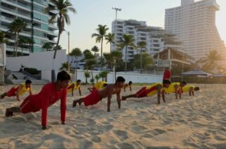 Guardavidas de Promotora de Playas Acapulco refuerzan preparación ante puente vacacional y temporada de Semana Santa