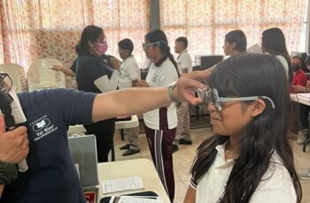 Programa “Ver bien para aprender mejor” beneficiará a más de 17 mil estudiantes de Acapulco