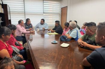 Gobierno del estado brinda atención integral a pobladores de Huitzapula