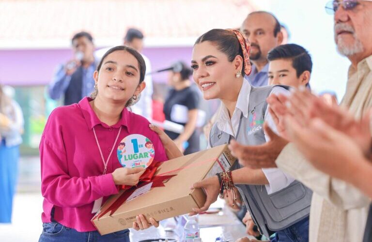 Reconoce Evelyn Salgado talento de la niñez guerrerense en concurso “Dibujando el buen gobierno de Guerrero”