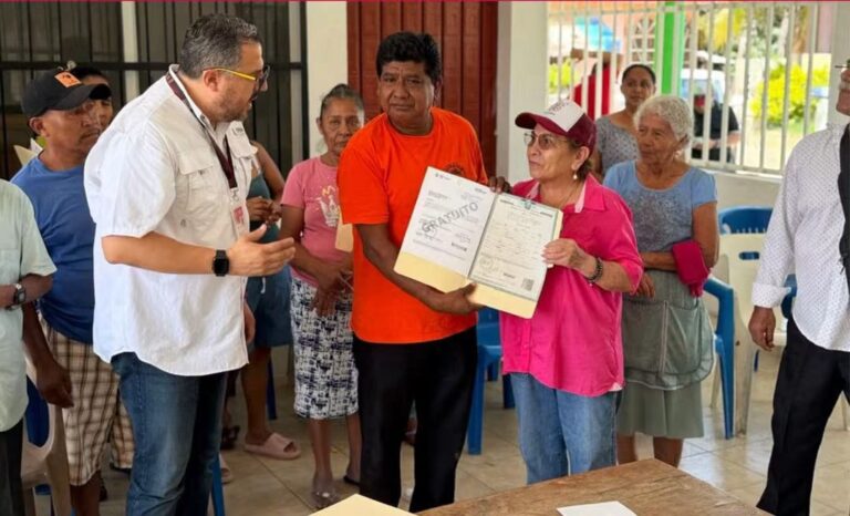 Lleva Registro Civil servicios gratuitos a comunidades de la Costa Chica