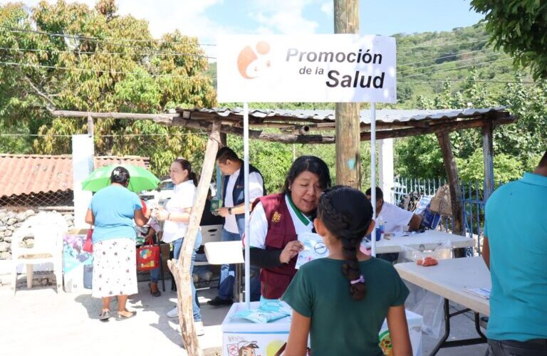 Acerca Secretaría de Salud servicios médicos y acciones de prevención a Zacatzonapa